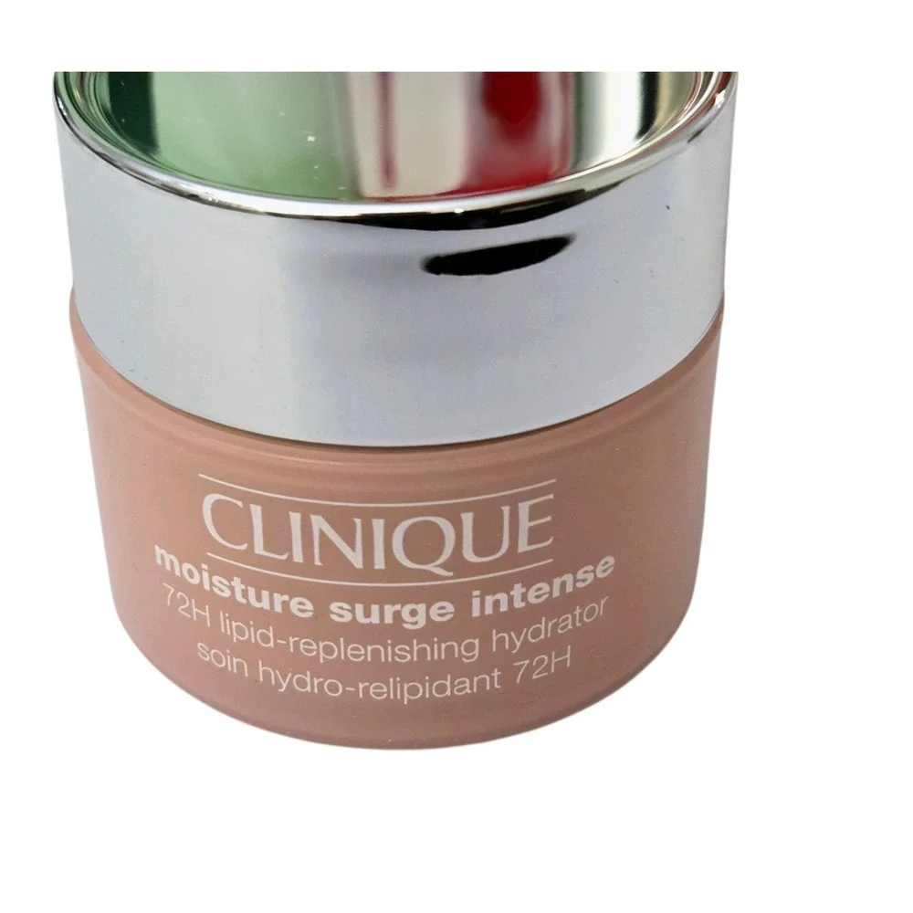 NIB Clinique 4 Pc. Clinique Discovery Kit Mascara‎ Lipstick Moisturizer Scrub